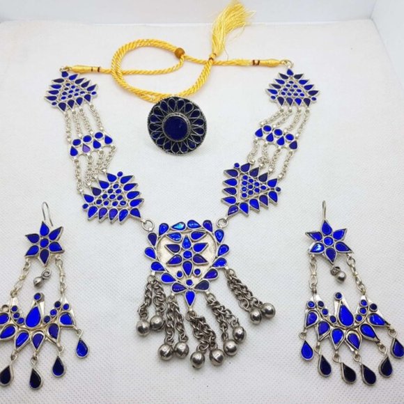 Blue Glass Stones Mala Pendant Necklace With Big Earrings and Ring, Handmade - Picture 6 of 12